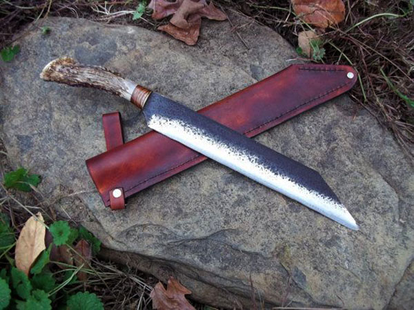 cuchillo-tipo-seax